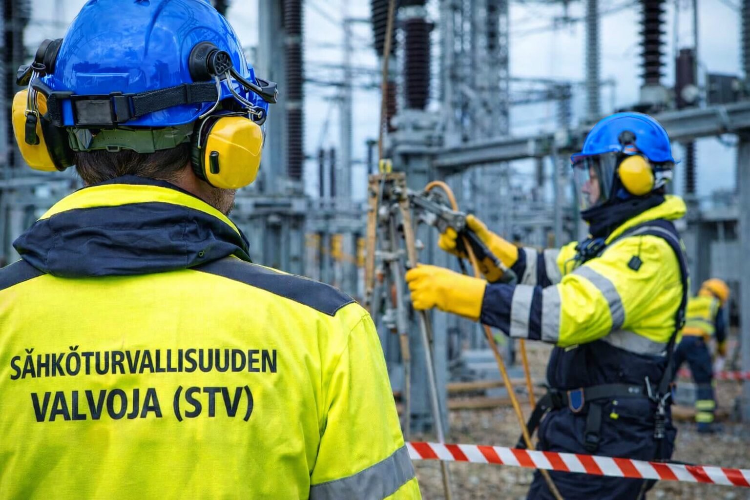 Ty&ouml;naikaisen s&auml;hk&ouml;turvallisuuden valvoja (STV) &ndash; rooli, vastuut